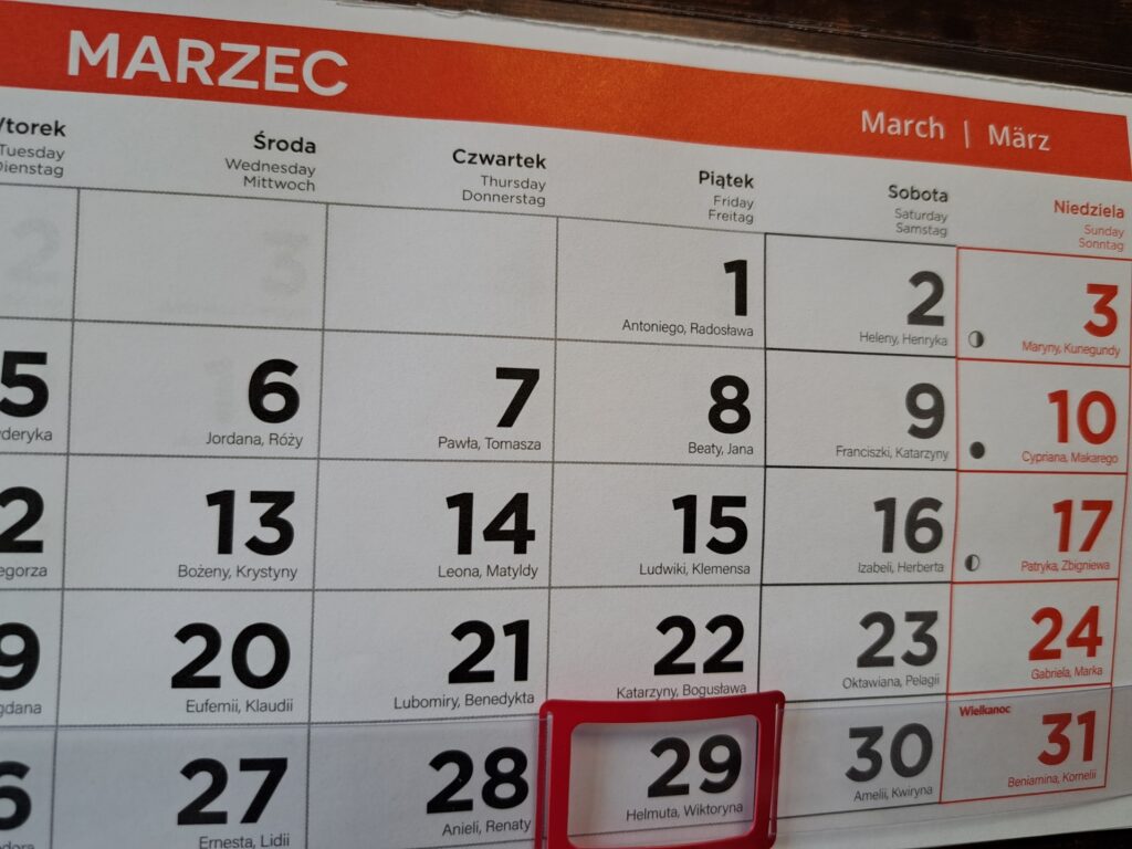 kalendarz z zaznaczoną datą 29 marca
