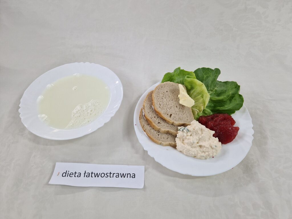 Twaróg, marmolada, pieczywo, zupa mleczna