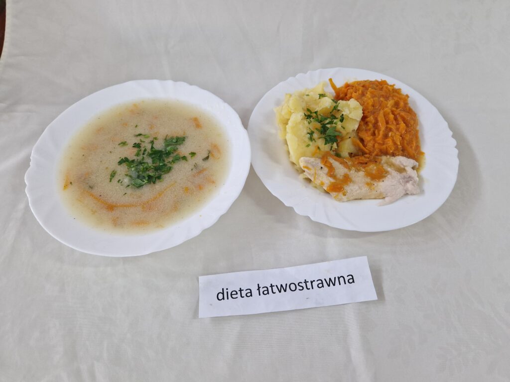 zupa, ziemniaki, surówka