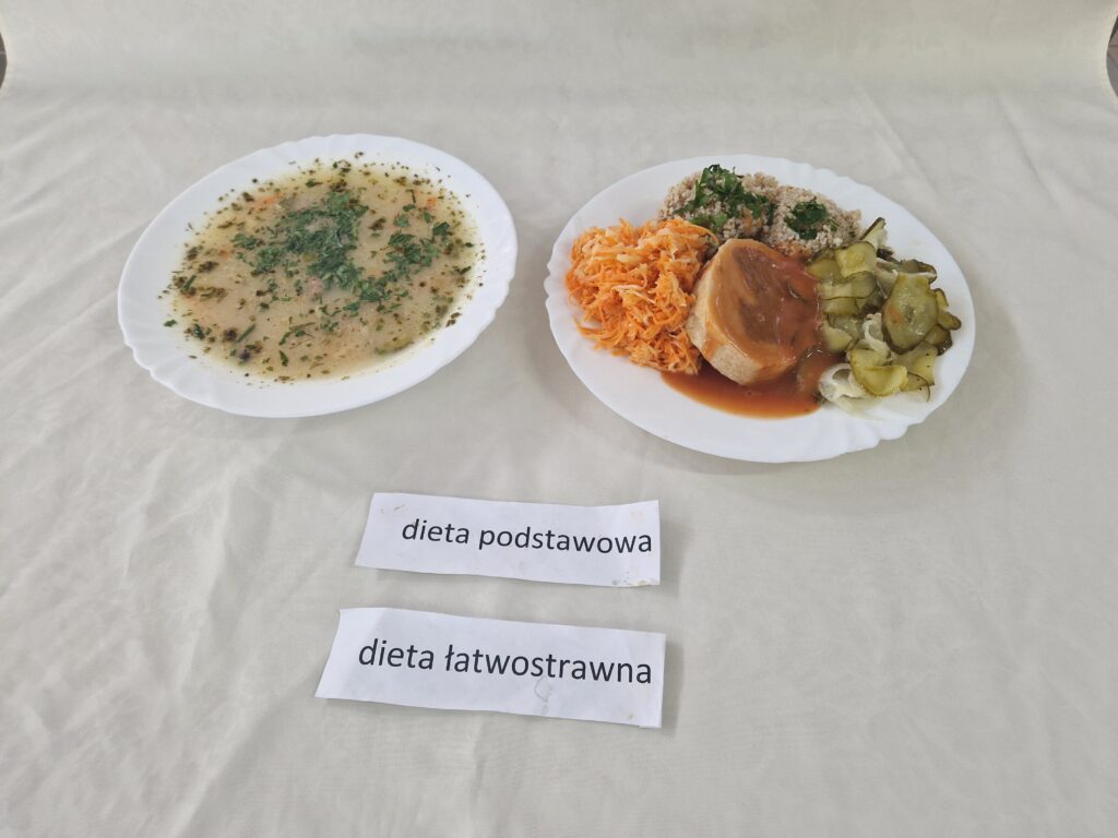 zupa jarzynowa, surówka, faszerowany schab