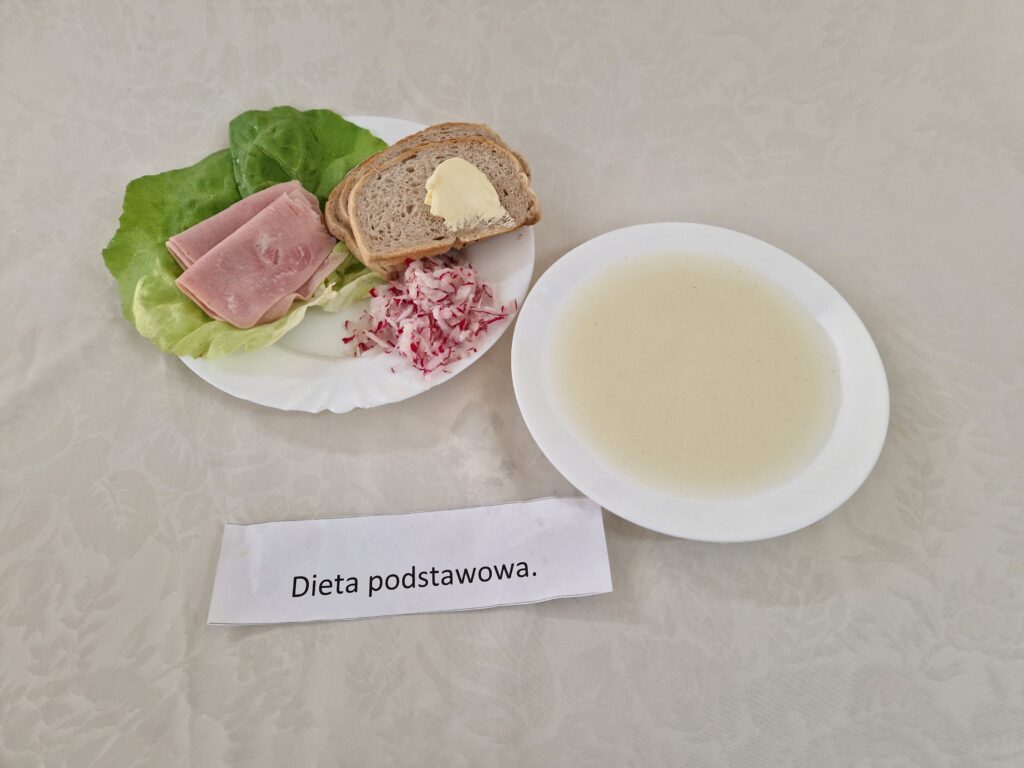 zupa mleczna, pieczywo, masło, szynka konserwowa, rzodkiewka