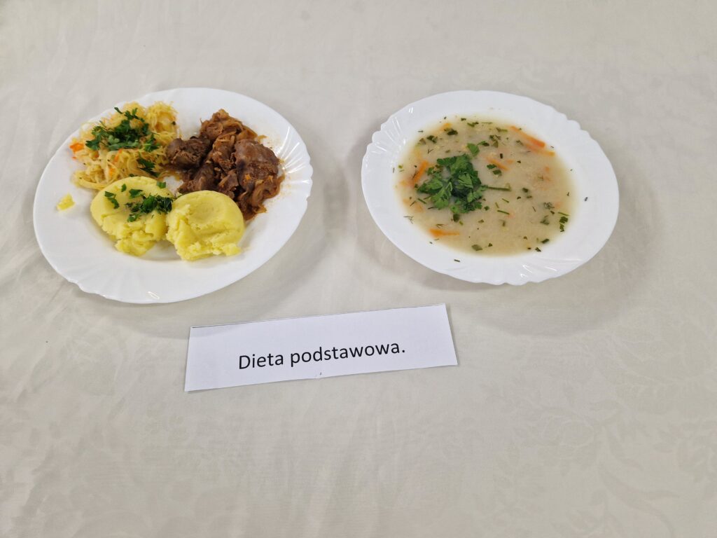 ziemniaki, bigos, zupa warzywna