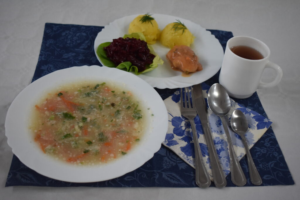 ziemniaki, buraczki, zupa