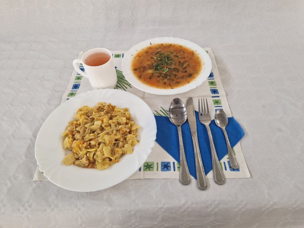 łazanki, zupa pomidorowa