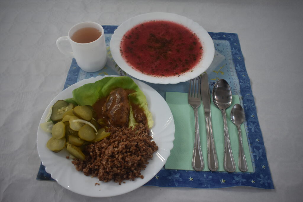 barszcz, ogórek, kasza,