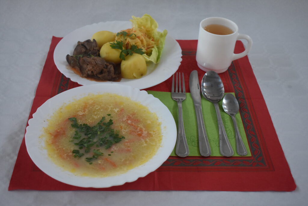 ziemniaki, wątróbka, herbata