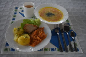 marchew, ziemniaki, sałata