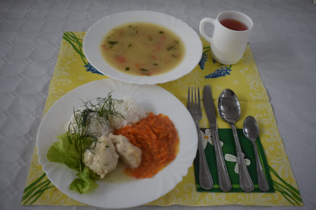 kurczak, ryż, marchew