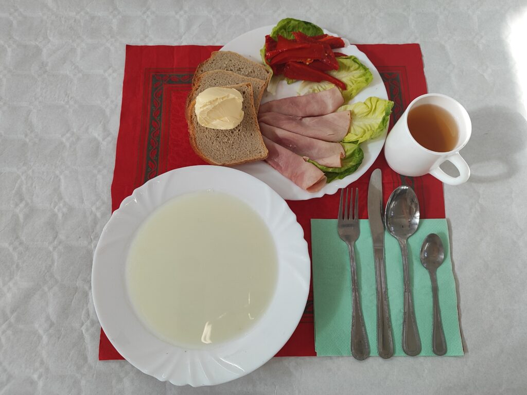 ogórek, szynka, masło
