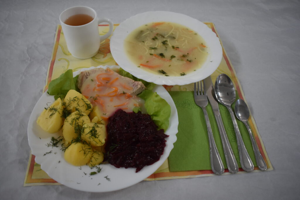 ziemniaki, zupa, mięso