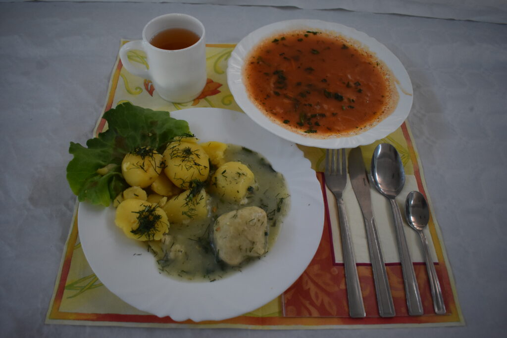 klopsiki, ziemniaki, zupa