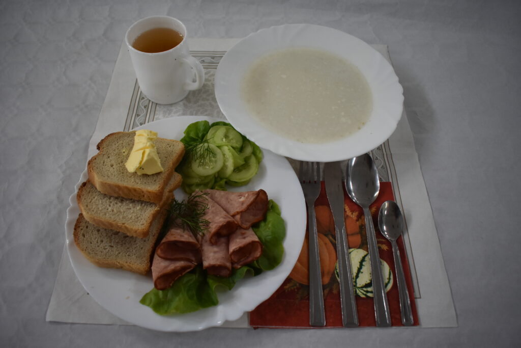 ogórek, szynka, masło