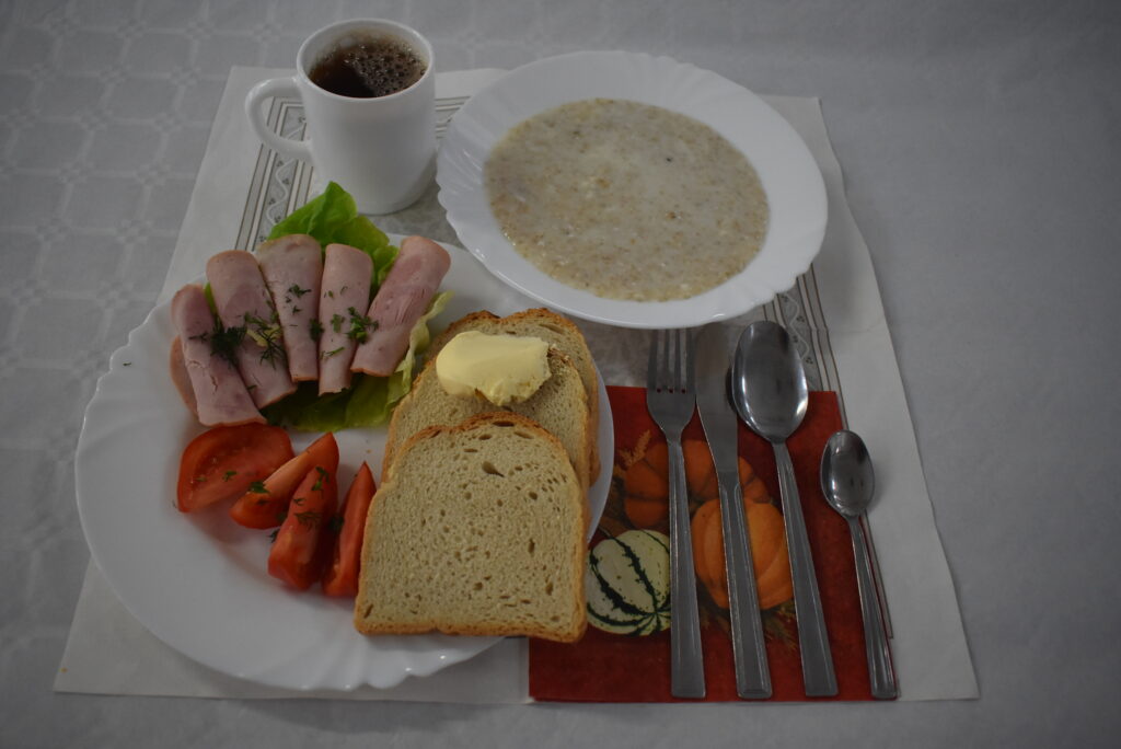 owsianka, szynka, papryka