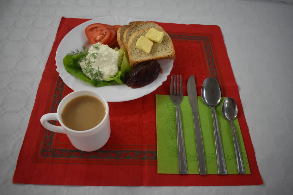 twaróg,pomidor, chleb