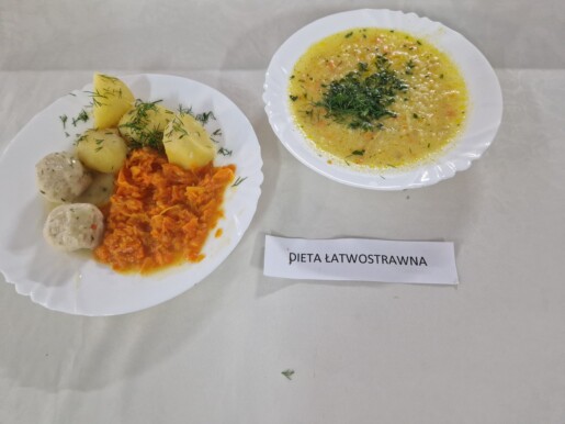 zupa jarzynowa, ziemniaki, klopsiki